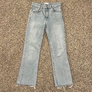 ZARA LIGHT WAS DENIM JEANS